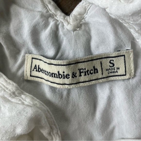EUC Abercrombie & Fitch Elegant Ruffle Sleeves White Women's Top (Small) Lined - Picture 6 of 9